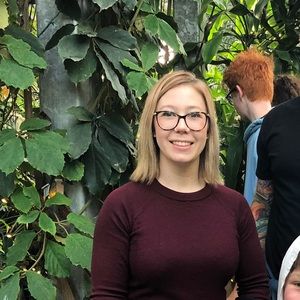 Meet your Posher, Samantha